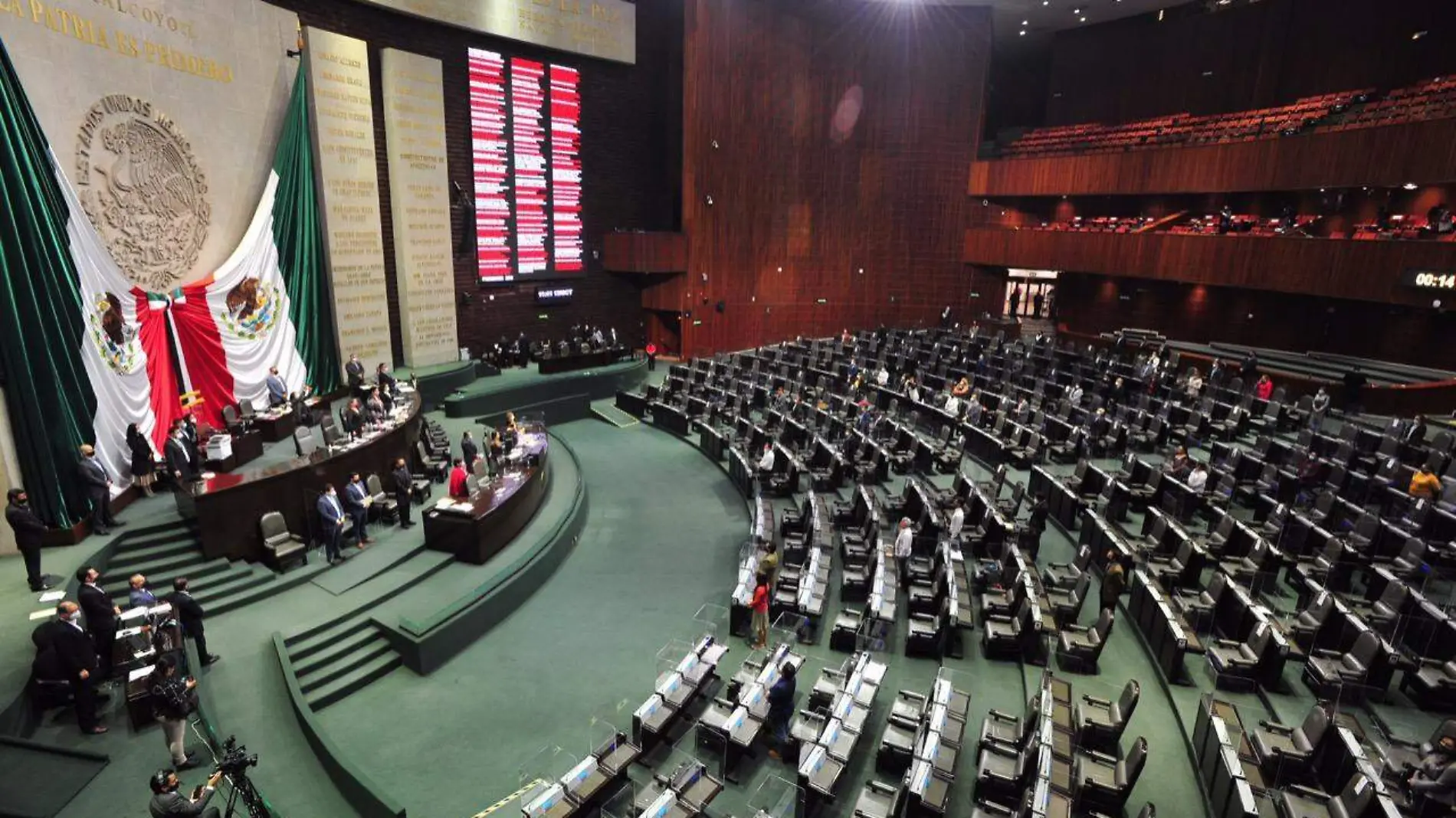 diputados sesion LAURA LOVERA